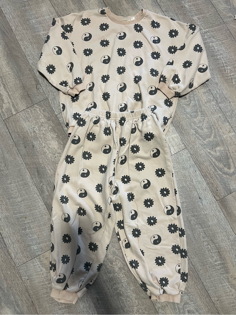 Indy & Pippa Yin Yang & Daisy Kids Set Size 6T